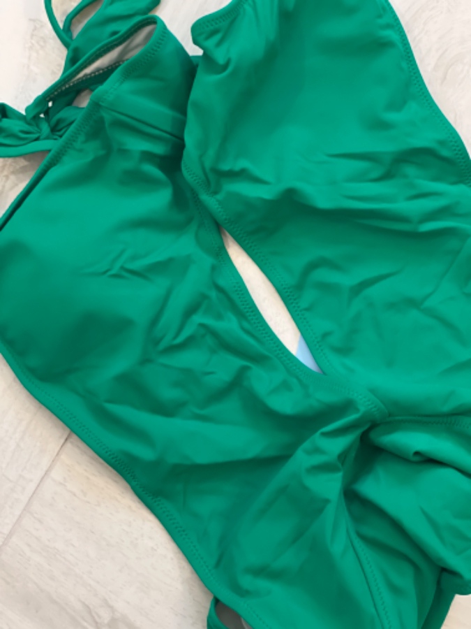 Popvil - Modest and yet sexy swimwear